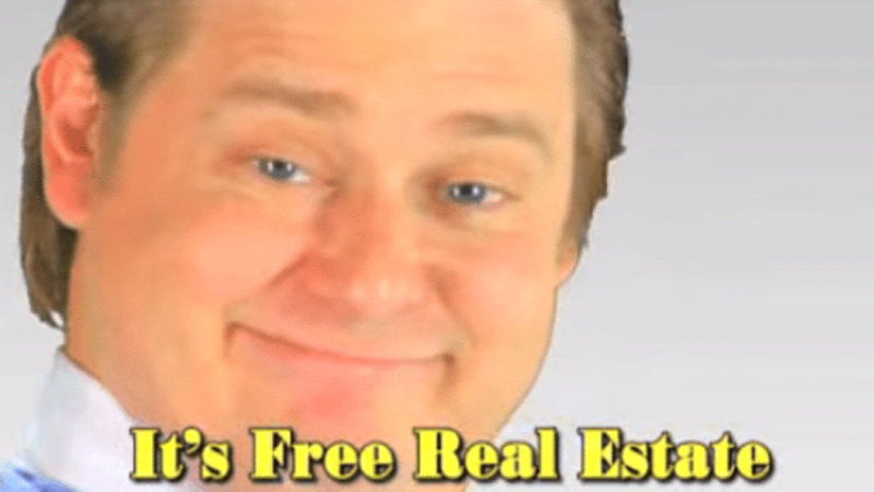 免費網站,殿下值得擁有。 It's free real estate.